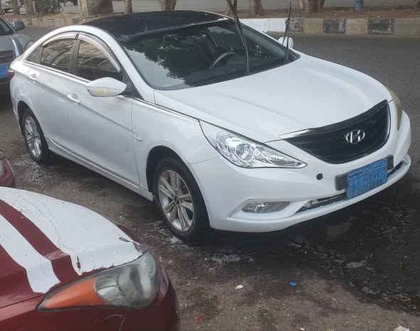 هيونداي سوناتا 2012 - صورة 4
