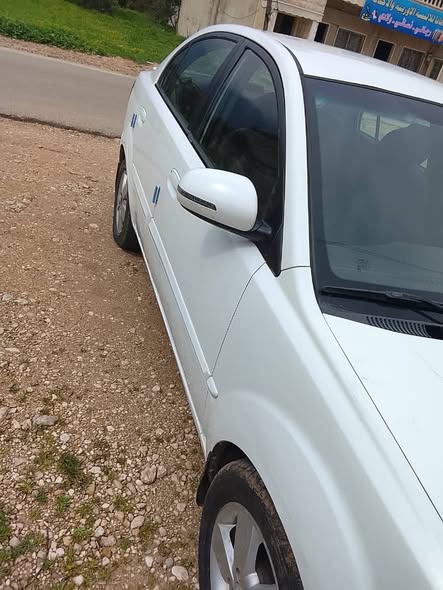 كيا ريو 2011 - صورة 3