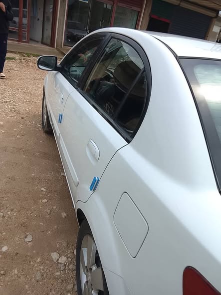 كيا ريو 2011 - صورة 5