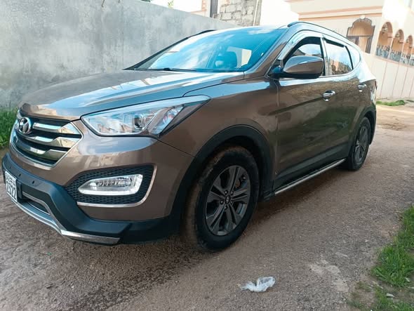 هيونداي سنتافية 2014 - صورة 5