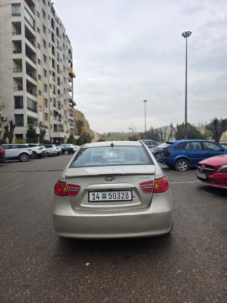 هيونداي أفانتي 2009