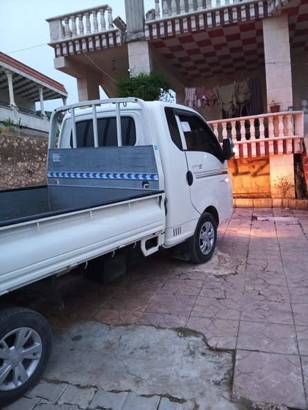 كيا بونغو 2013