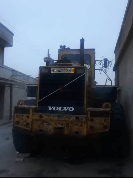 فولفو L160 1989 - صورة 1