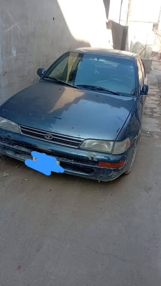 تويوتا كورولا 1992 - صورة 2