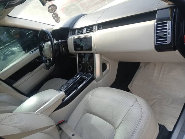 لاند روفر فوغ 2020 - صورة 2