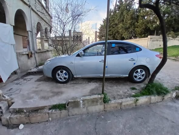 هيونداي افانتي 2008 - صورة 2