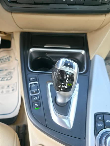 بي إم دبليو 328 2012