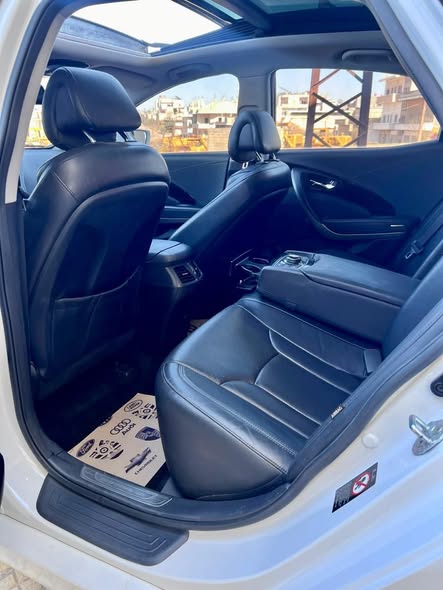 هيونداي أزيرا 2012 - صورة 5