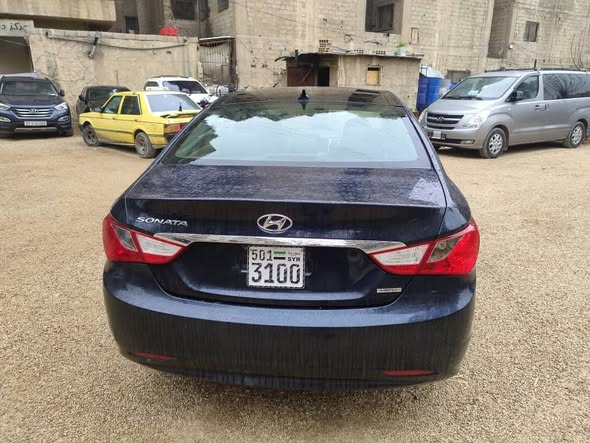 هيونداي سوناتا 2012 - صورة 2