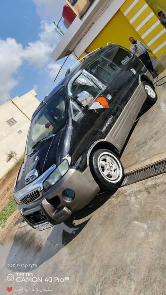 هيونداي ستاركس 2002 - صورة 3