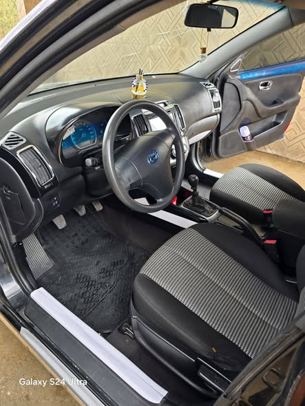 هيونداي النترا 2010 - صورة 4