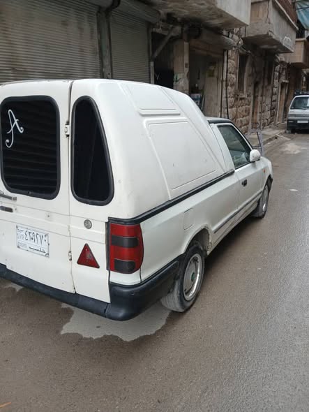 سكودا Pickup 1998 - صورة 4