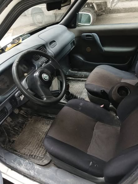 سكودا Pickup 1998 - صورة 5