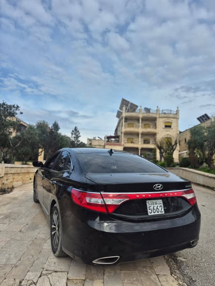 هوندا اذيرا غرندور 2011 - صورة 2