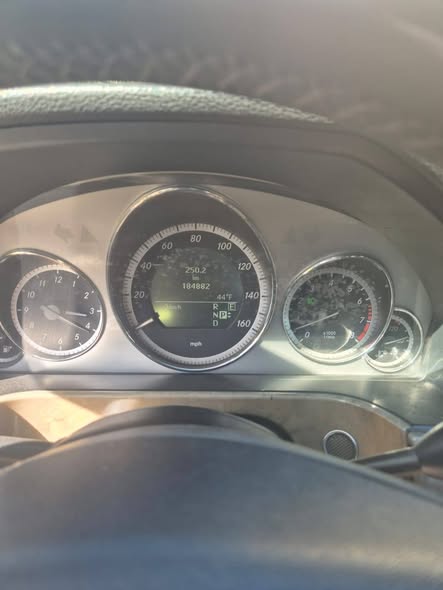 مرسيدس E-Class 2011 - صورة 1