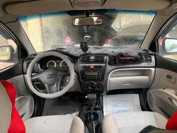 كيا بيكانتو 2009 - صورة 2