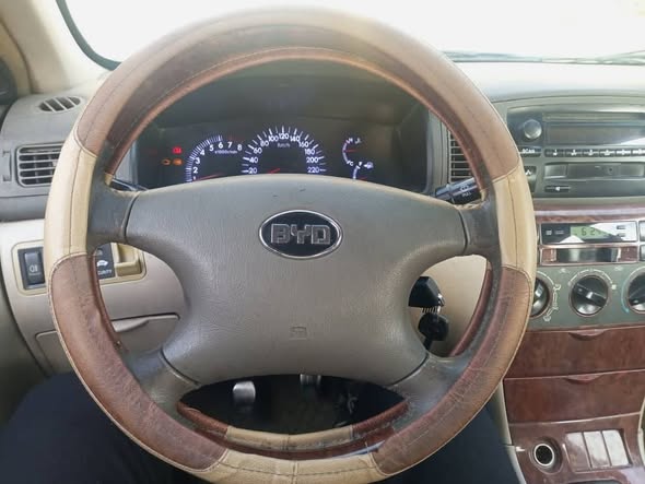 بي واي دي F3 2009