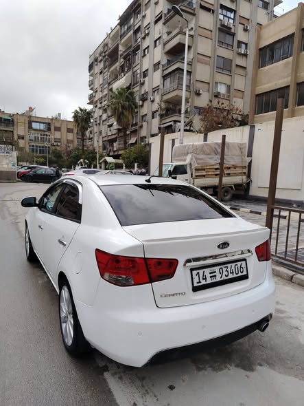 كيا فورتي 2013 - صورة 1