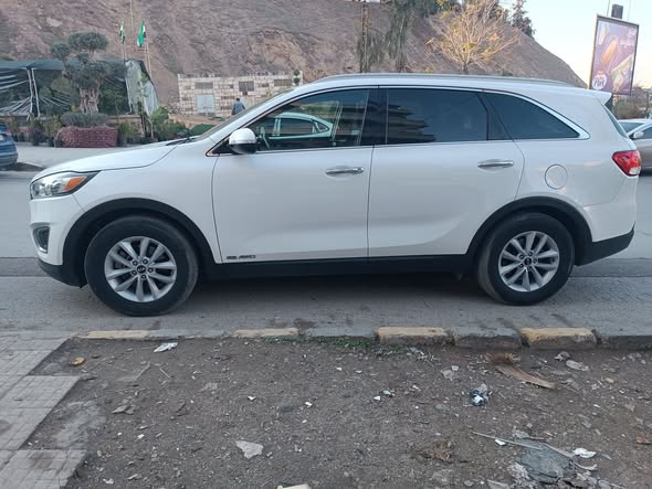 كيا سورينتو 2018 - صورة 3