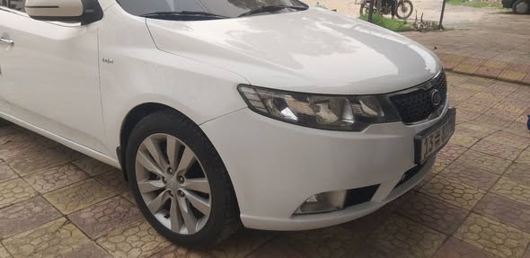 كيا فورتي 2011 - صورة 3