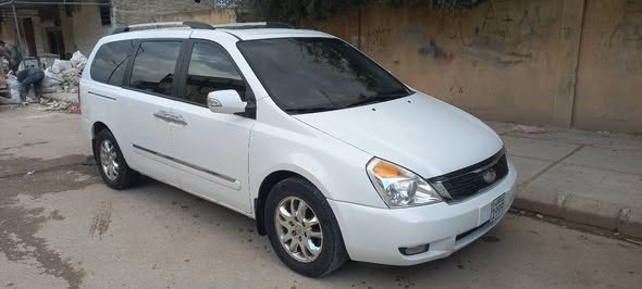 كيا كرنفال 2013 - صورة 1