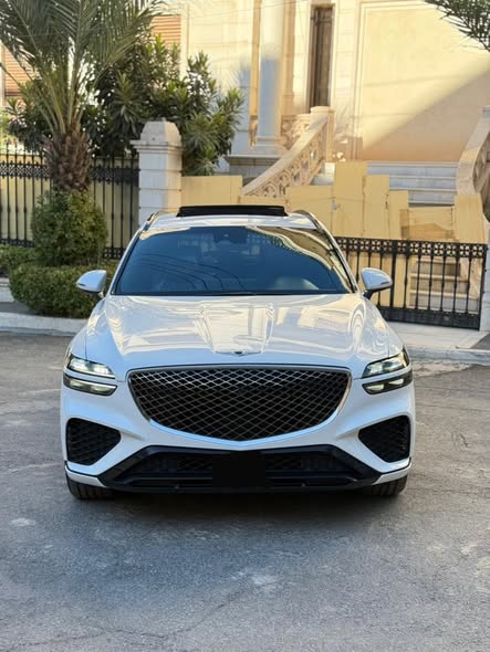 جينيسيس GV70 2023