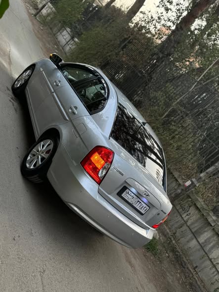 هيونداي فيرنا 2007 - صورة 2