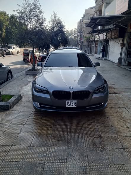 بي ام دبليو 528i 2011