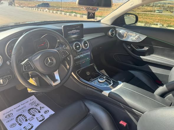 مرسيدس C300 2017 - صورة 2