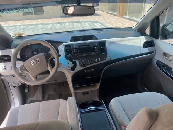 تويوتا سينا 2014 - صورة 5