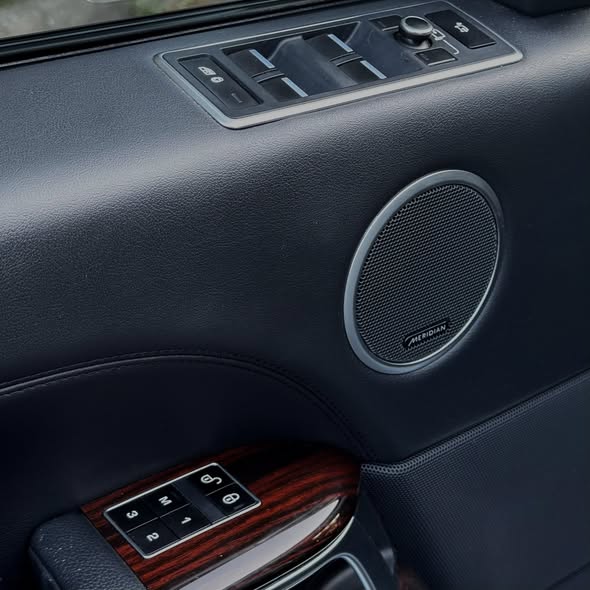 رانج روفر Vogue 2015 - صورة 1