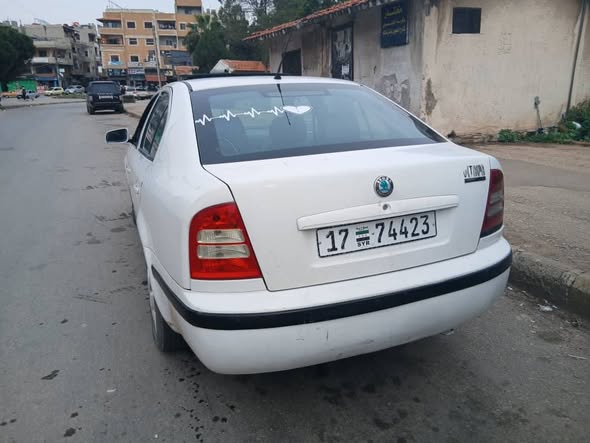 سكودا أوكتافيا 2001 - صورة 1