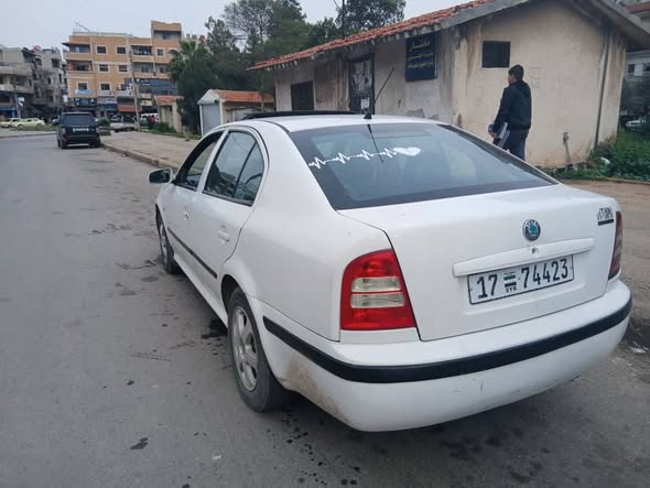 سكودا أوكتافيا 2001 - صورة 2