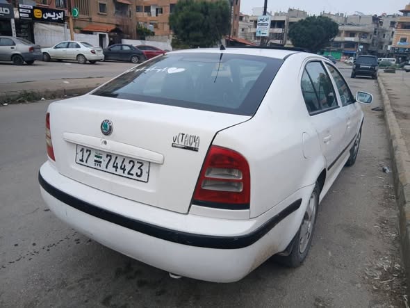 سكودا أوكتافيا 2001 - صورة 3