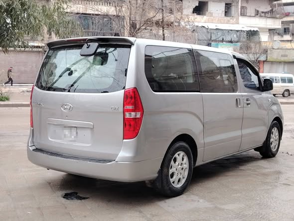 هيونداي اتش-1 2011 - صورة 2