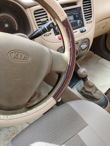 كيا ريو 2010 - صورة 2