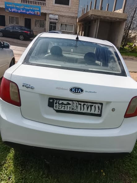 كيا ريو 2010 - صورة 3