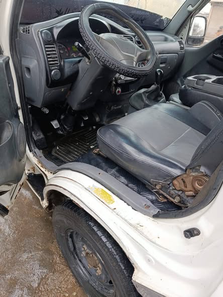 كيا 2700 2010 - صورة 3