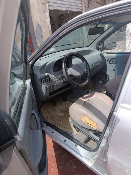 تاتا إنديكا 2002