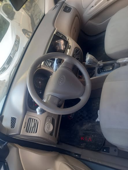 كيا ريو 2009 - صورة 3