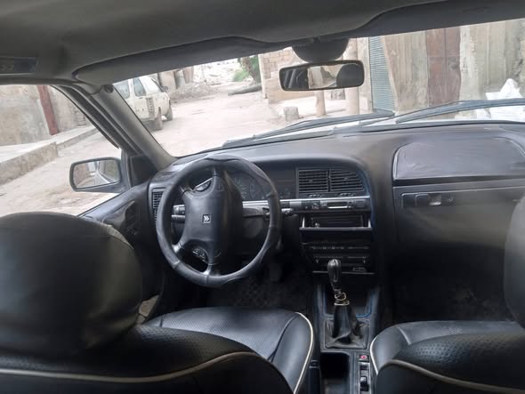 ستروين كسارا 2002