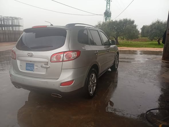 هيونداي سانتا في 2011