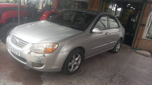 كيا سيراتو 2007 - صورة 1