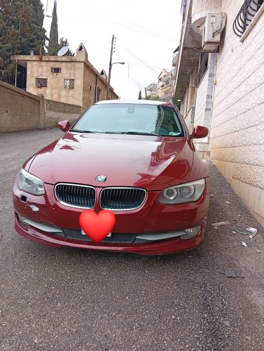 بي إم دبليو 320i 2013 - صورة 1