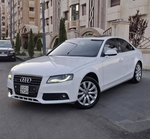 أودي A4 2012 - صورة 1