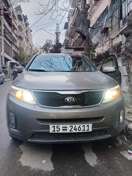 كيا K5 2011 - صورة 2