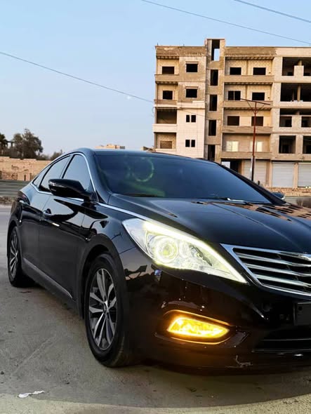 هيونداي أزيرا 2012