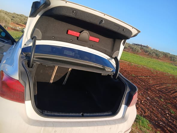 بي إم دبليو 520 2020 - صورة 3