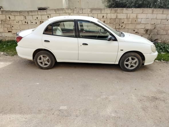 كيا ريو 2002 - صورة 4