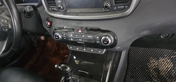 كيا سورينتو 2015 - صورة 1